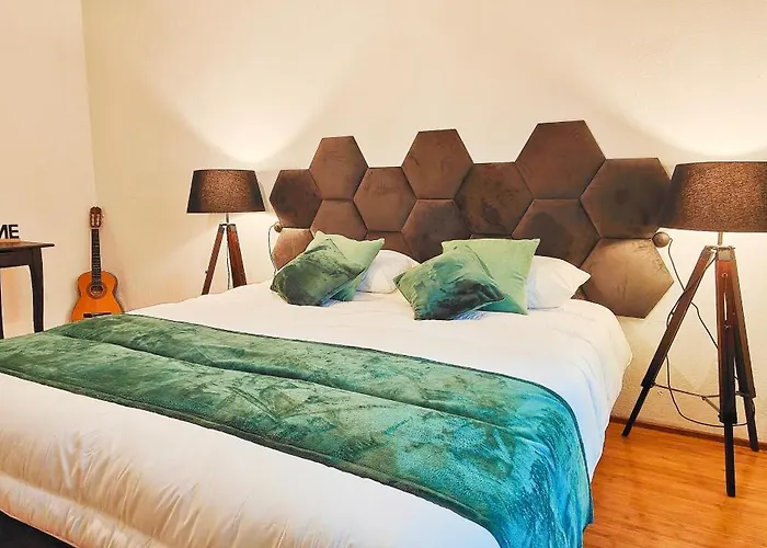 Daire D'exception Spacieux, 2 Chambres, Terrasse Privee, Vue Cathedrale Imprenable *