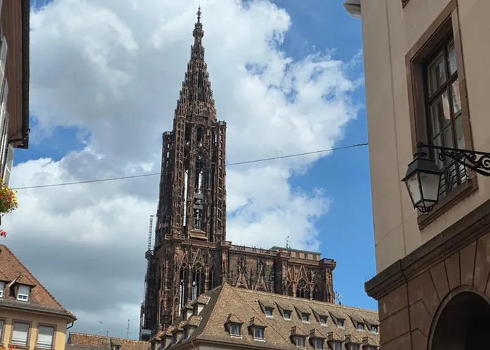 Daire D'exception Spacieux, 2 Chambres, Terrasse Privee, Vue Cathedrale Imprenable Strazburg